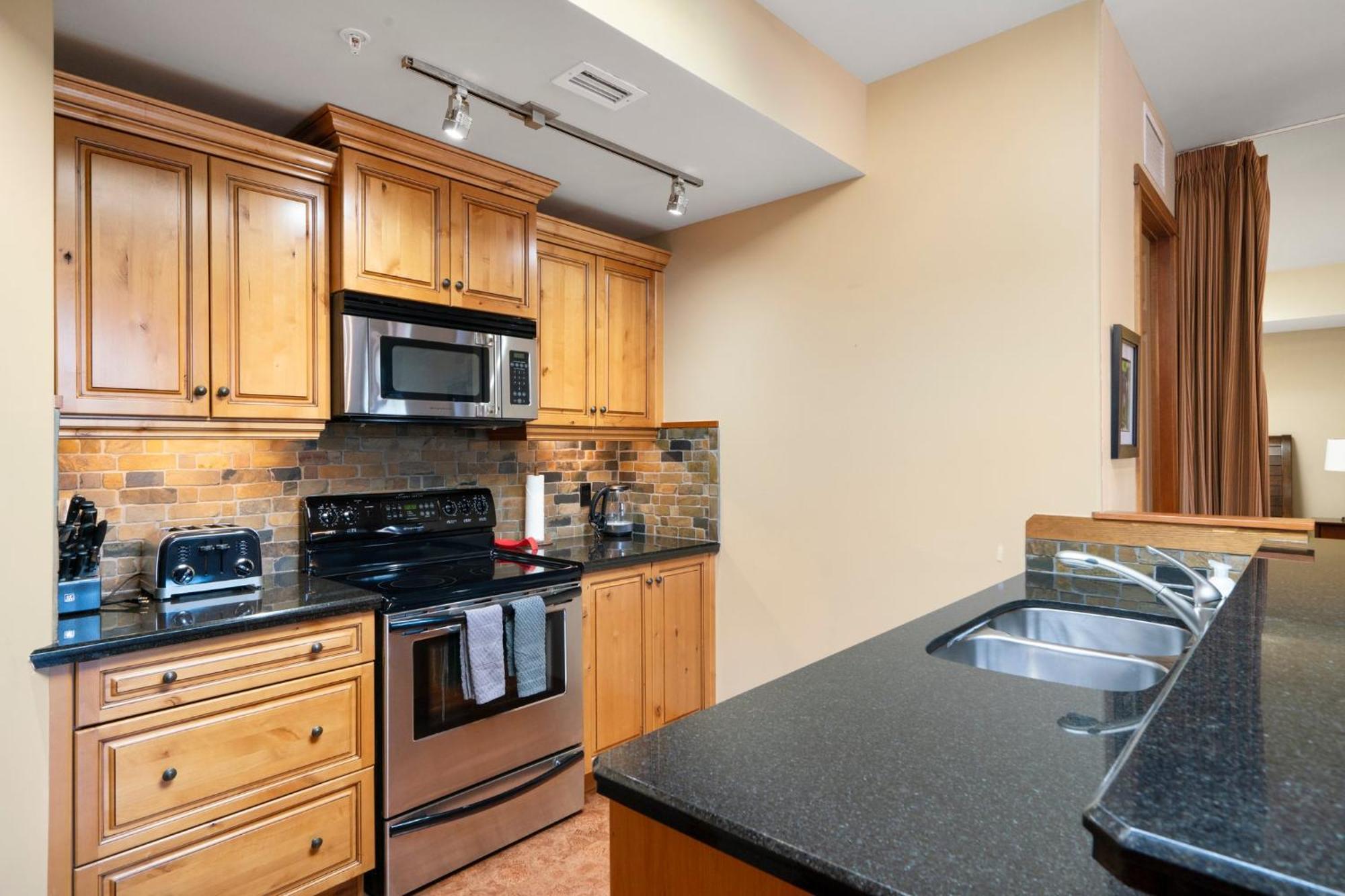 Cascade Penthouse By Canadian Rockies Vacation Rentals Canmore Eksteriør billede