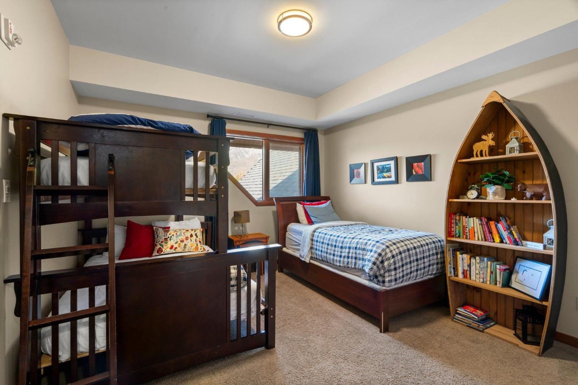 Cascade Penthouse By Canadian Rockies Vacation Rentals Canmore Eksteriør billede